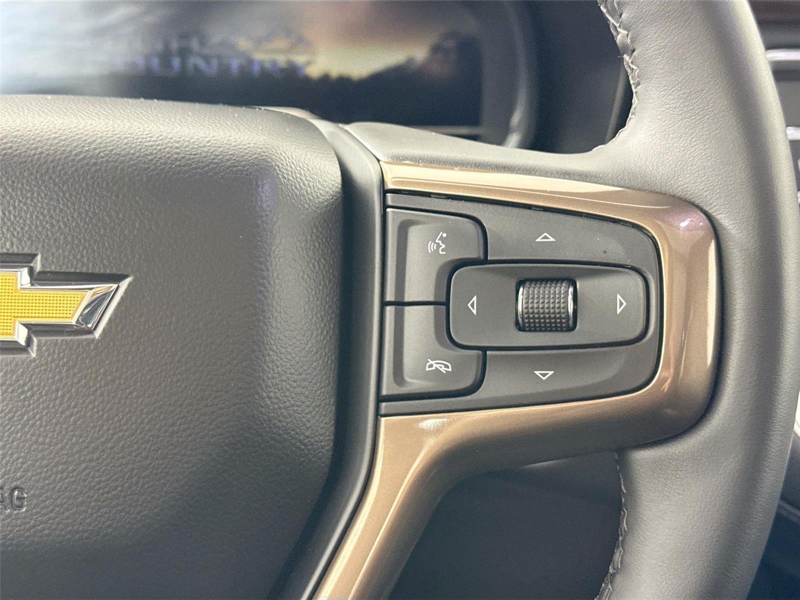 Used 2024 Black Chevrolet High Country image 20