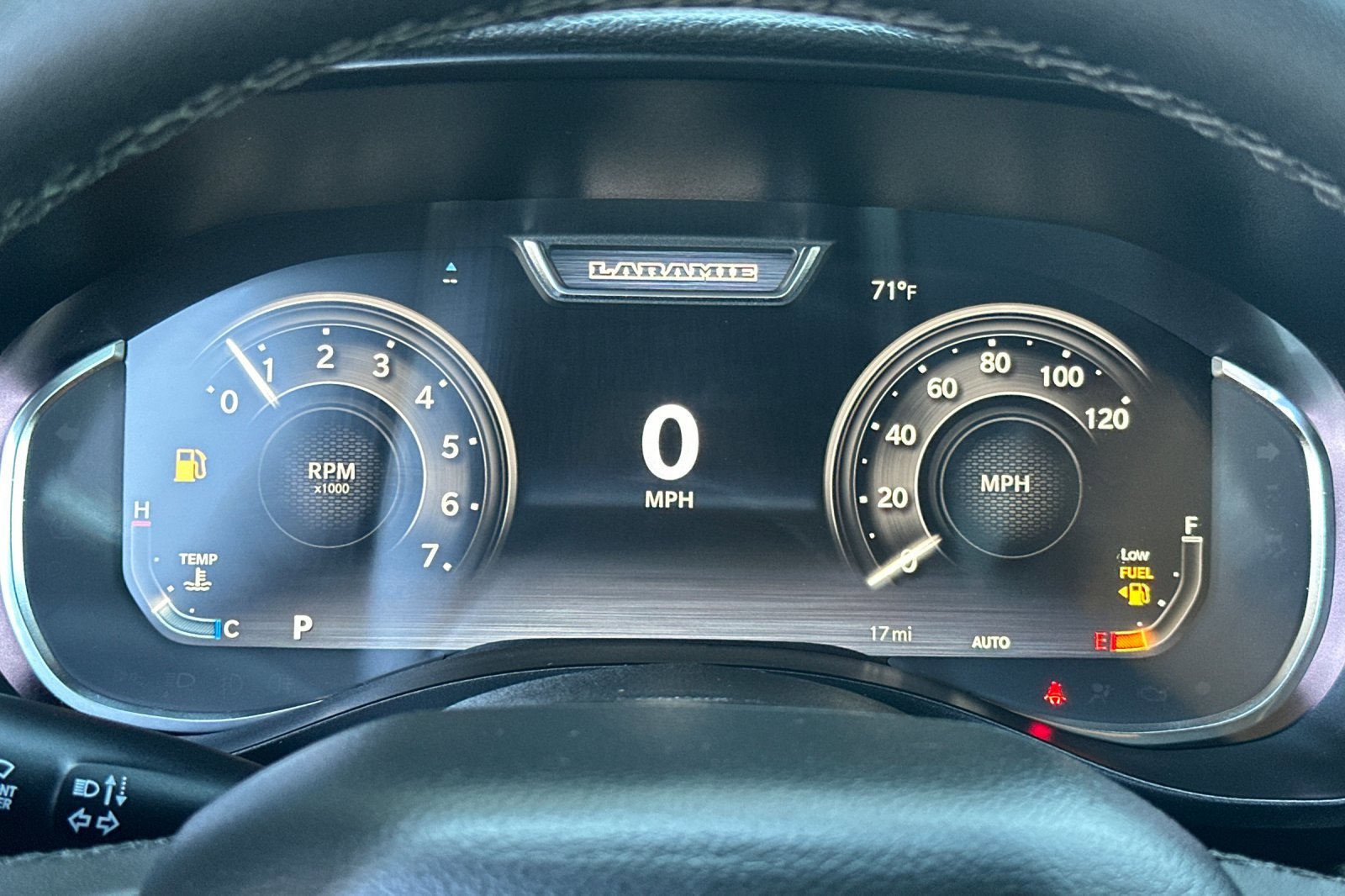 2026 RAM 1500 Laramie - Photo 24