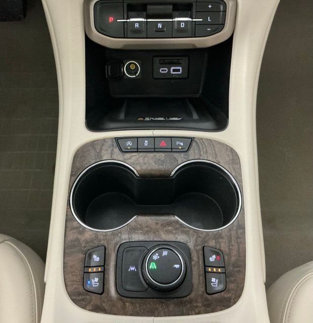 Used 2020 Black GMC Denali image 19