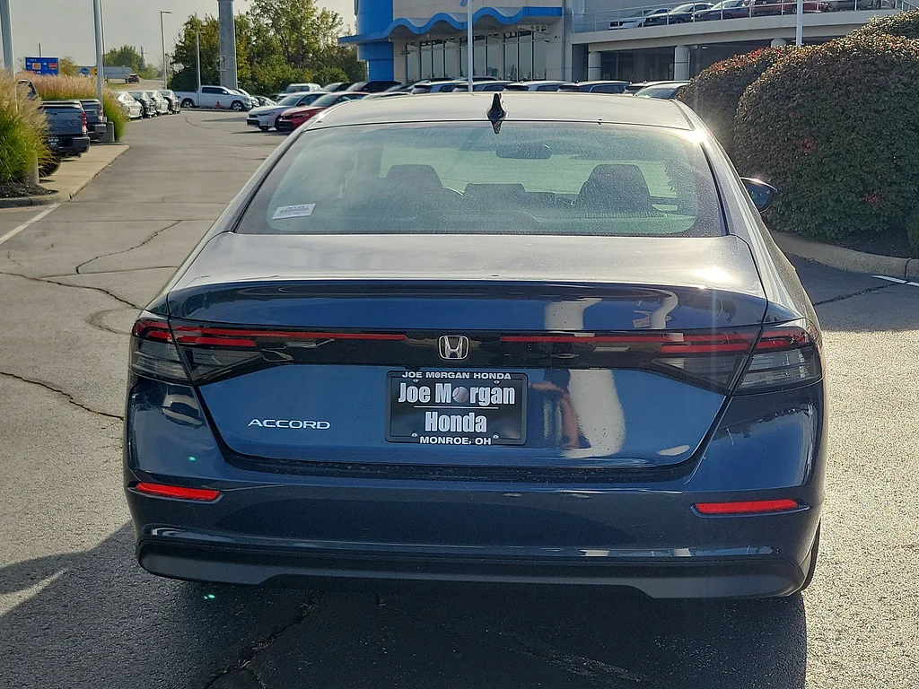 New 2026 Canyon River Blue Metallic Honda SE image 8