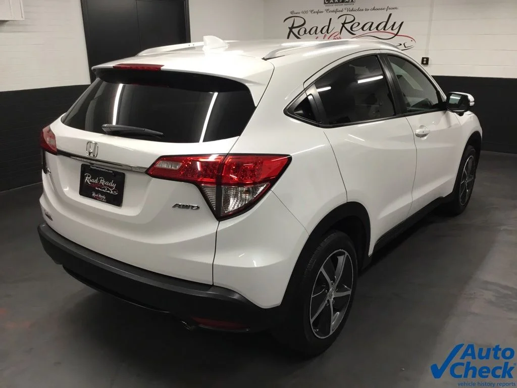 Used 2021 White Honda EX-L image 11