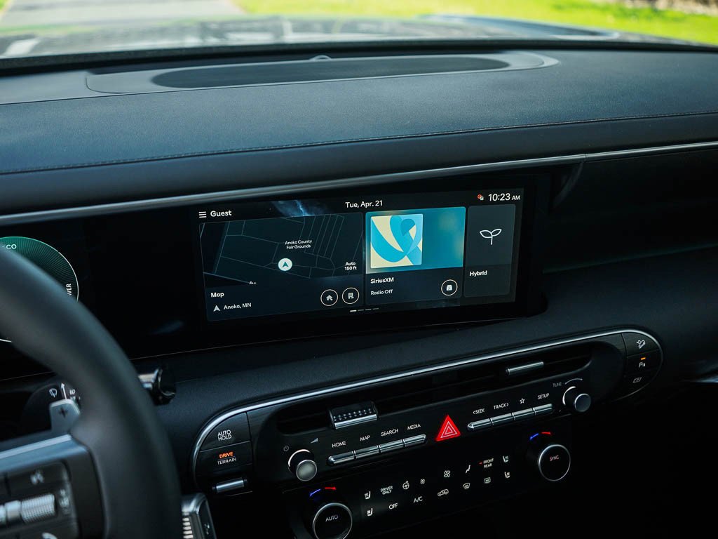 New 2026 Titan Green Hyundai SEL Premium 8P AWD image 25