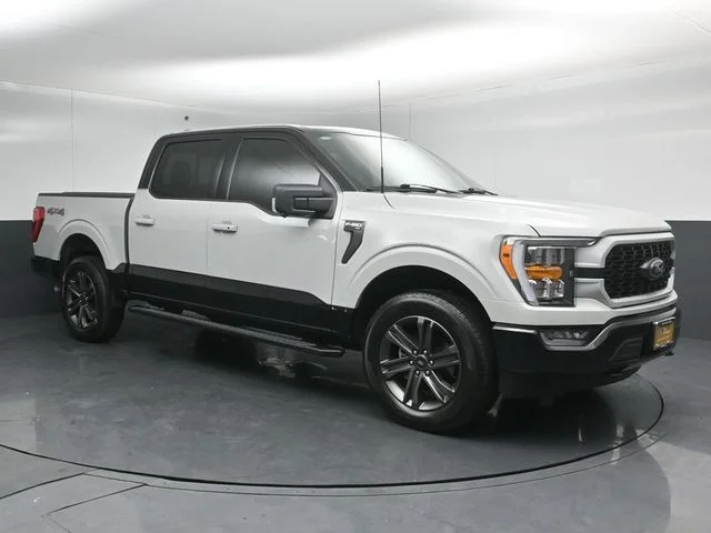 Certified Used 2023 Avalanche Ford XLT image 1