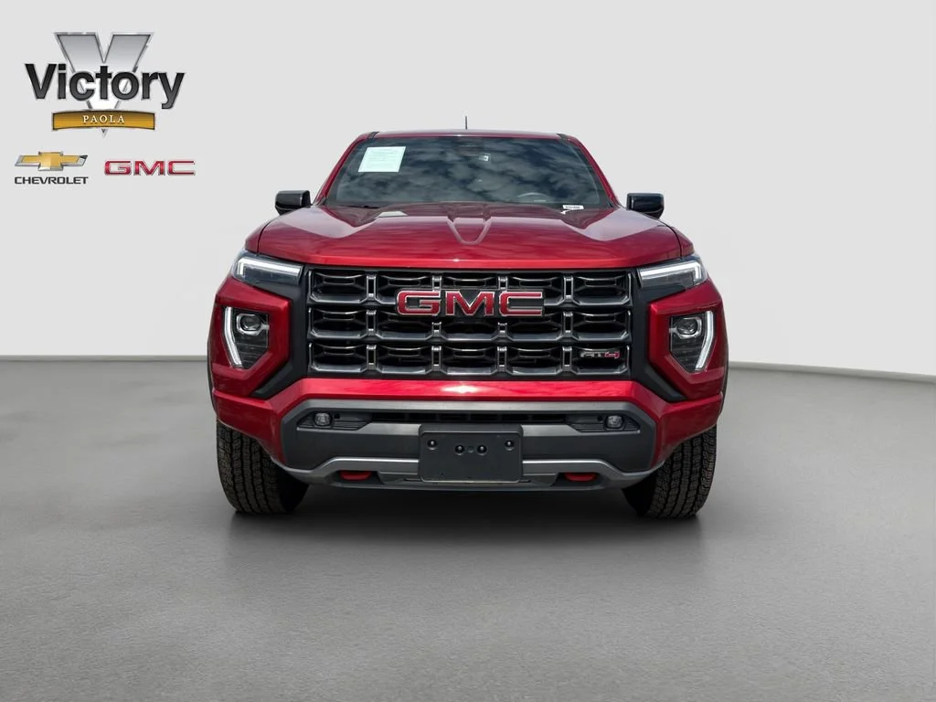 Used 2025 GMC Canyon AT4 with VIN 1GTP2DEK6S1201800 for sale in Kansas City