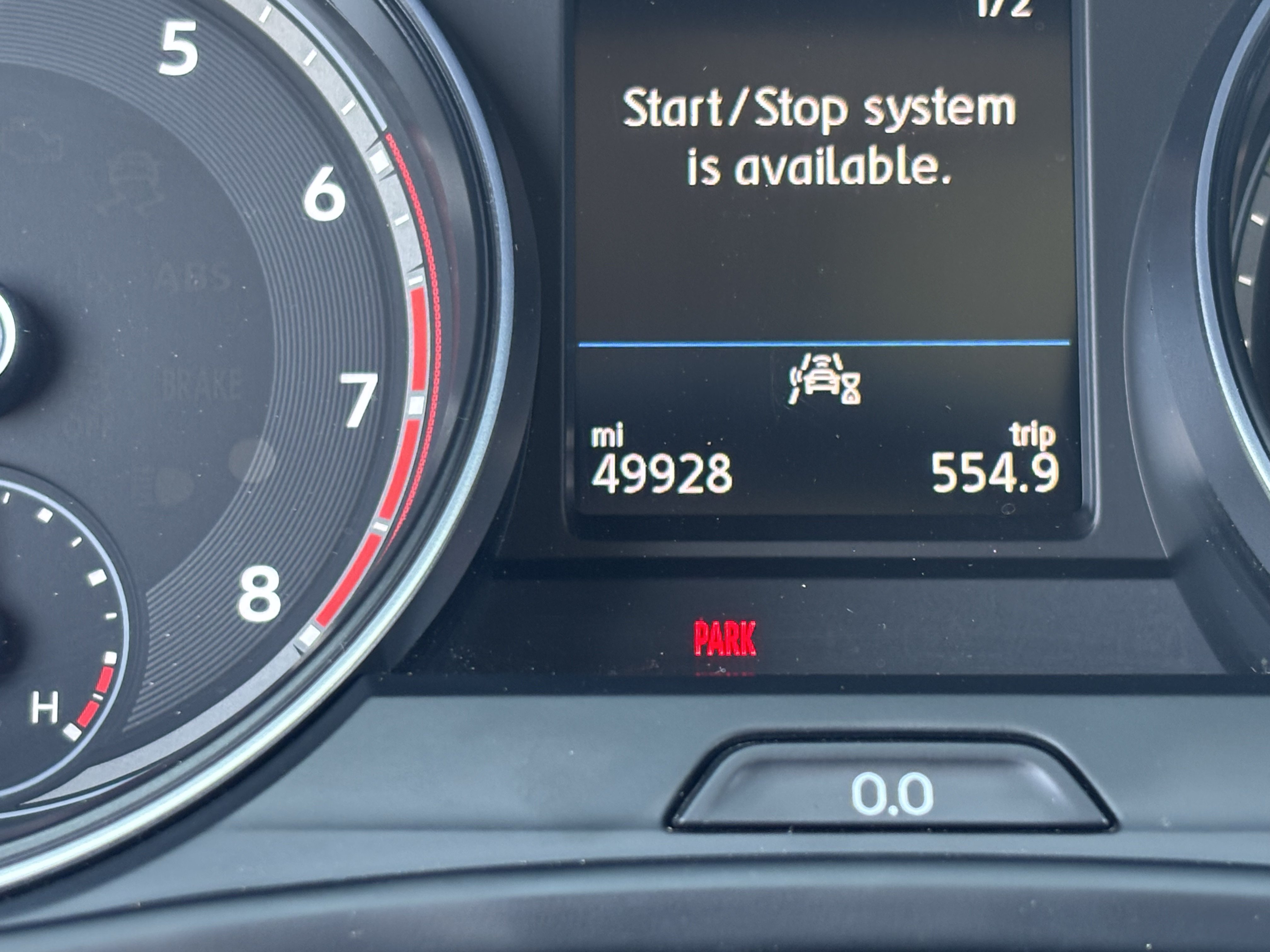 Used 2021 Blue Metallic Volkswagen 3.6L V6 SE w/Technology image 28