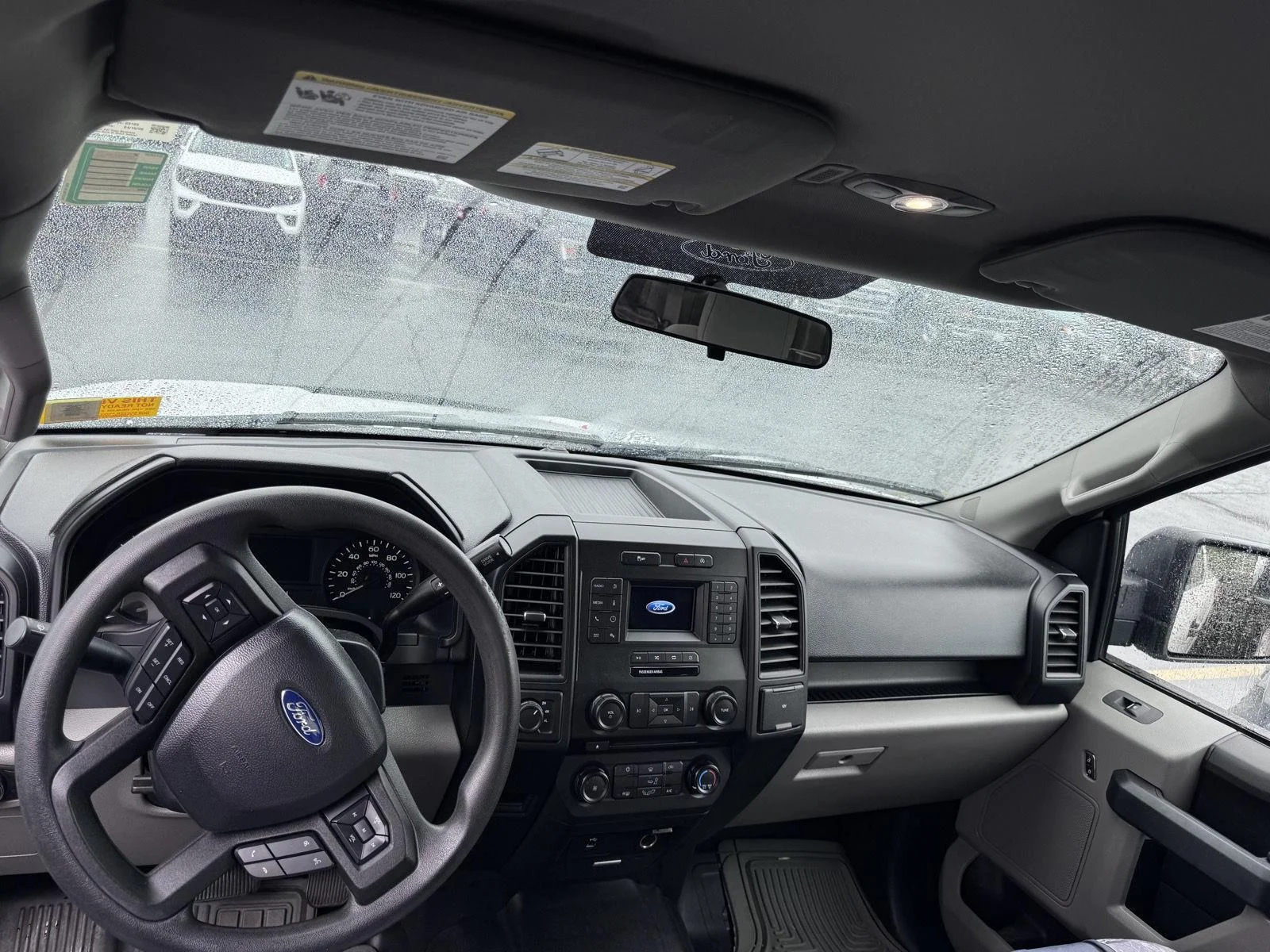 Used 2018 Oxford White Ford XL image 8