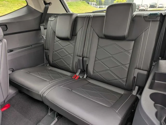 2026 Volkswagen Atlas SE w/Tech - Photo 15