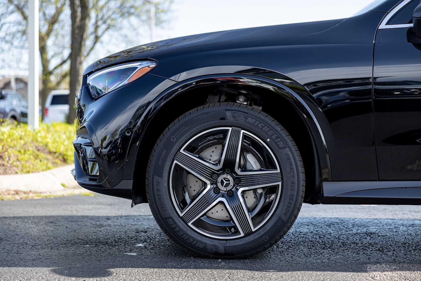 New 2026 Black Mercedes-Benz GLC 300 image 33