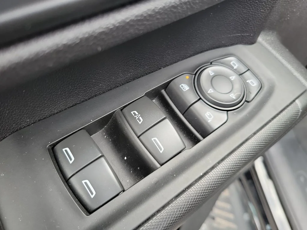 2025 Chevrolet Silverado 2500HD Custom - Photo 22