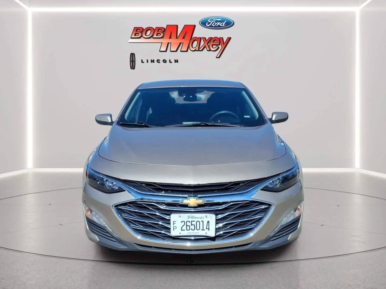 Used 2024 Mineral Gray Metallic Chevrolet LT 1LT image 2