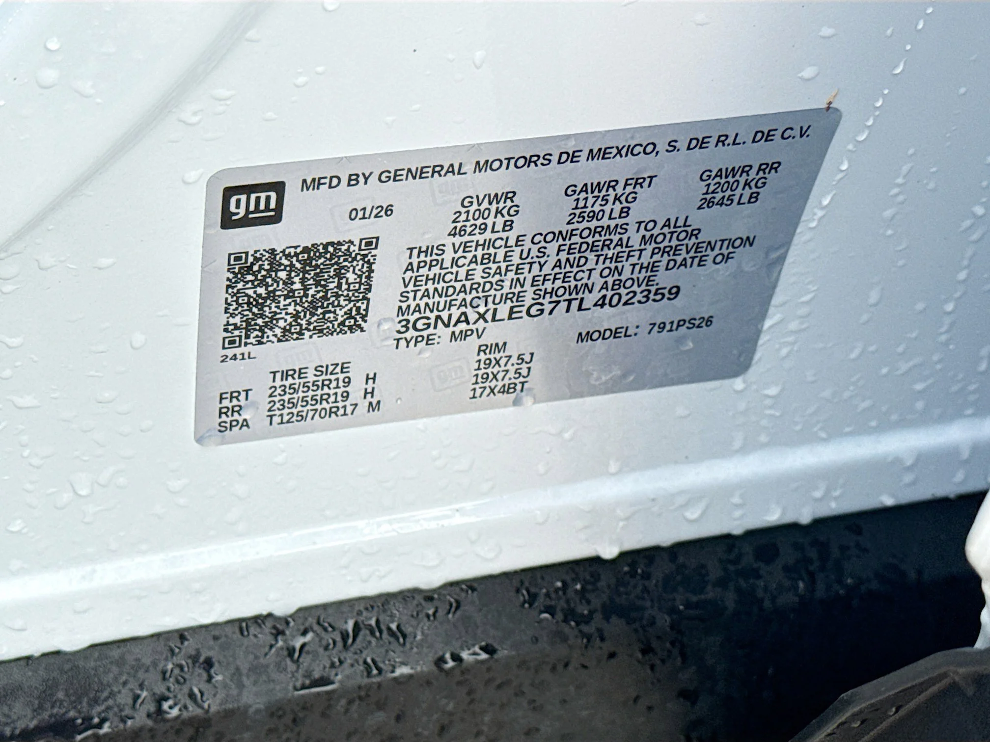 Used 2026 Polar White Tricoat Chevrolet FWD RS image 44