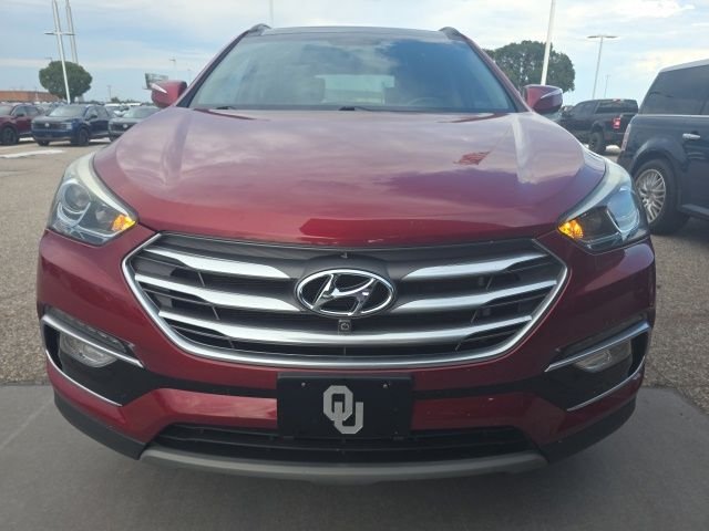 Used 2018 Red Hyundai 2.4 Base image 2