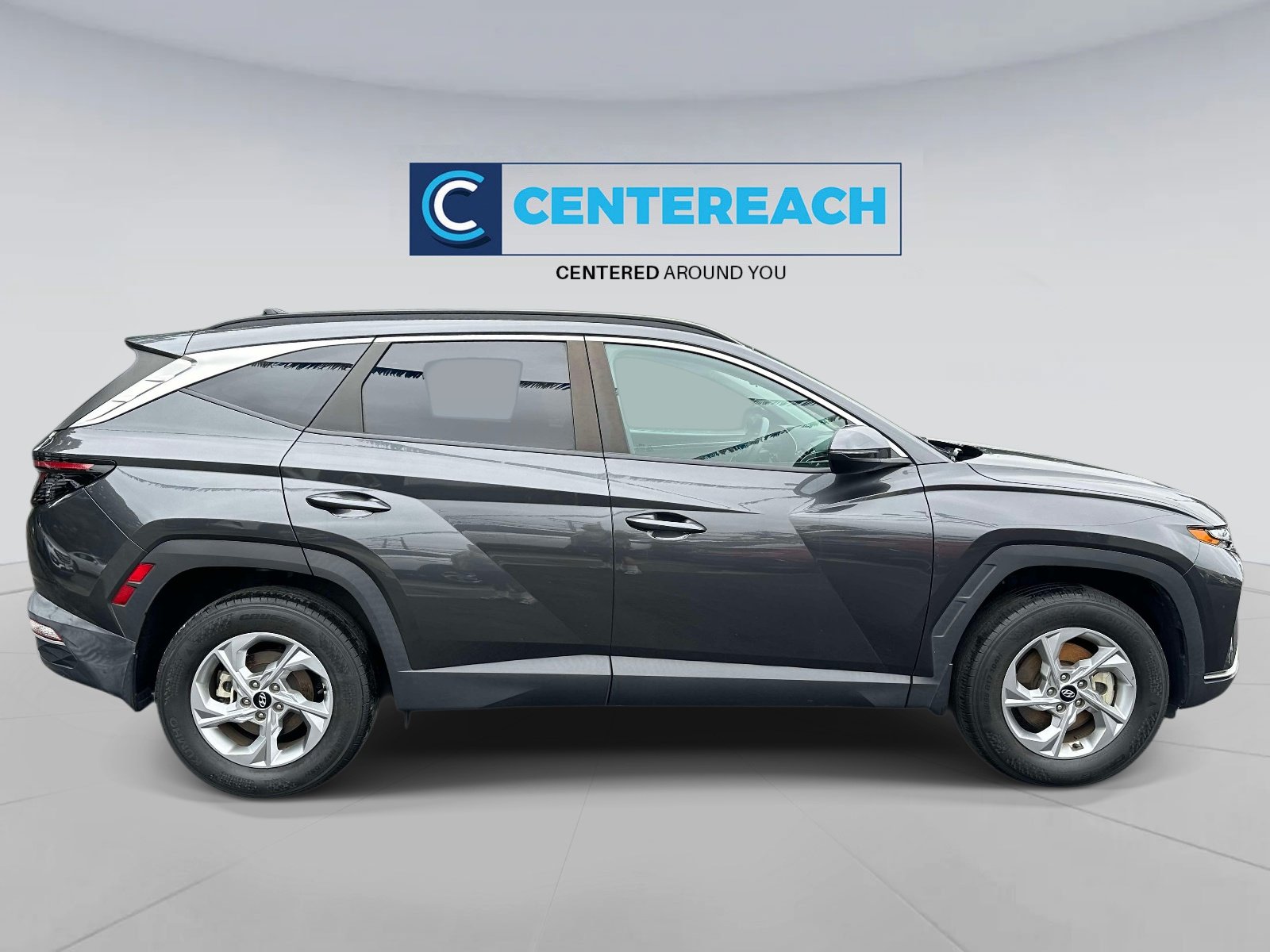 Used 2023 Gray Hyundai SEL image 4