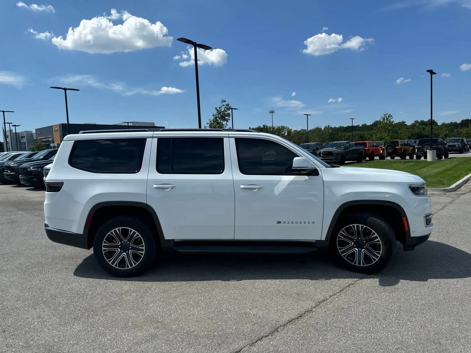 Used 2022 Bright White Clearcoat Jeep Series III image 4