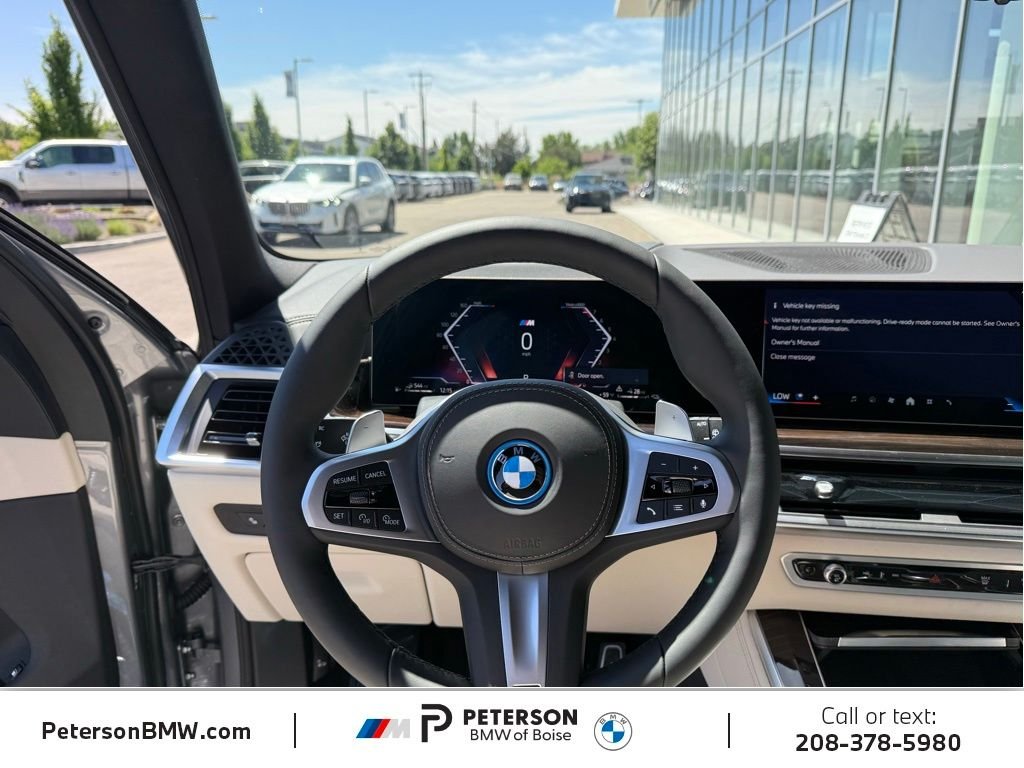 New 2026 Skyscraper Grey Metallic BMW xDrive50e image 21