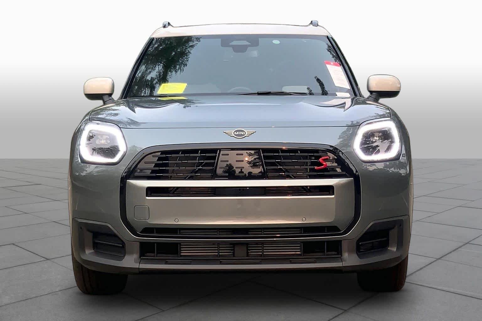 New 2027 MINI Countryman Signature Plus Sports Activity Vehicle in