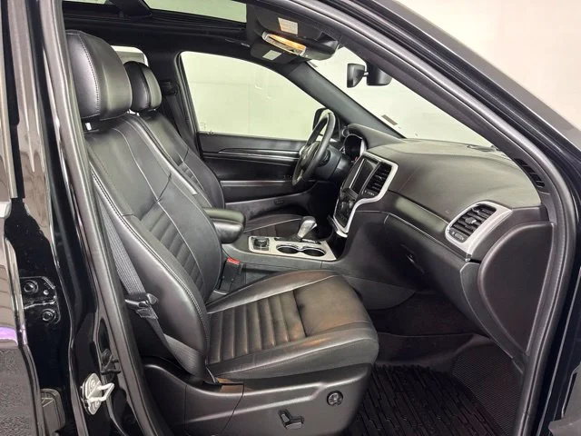 Certified Used 2018 Diamond Black Jeep Limited image 4