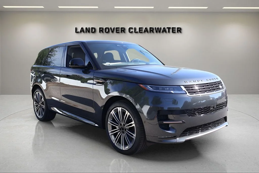 New 2026 Carpathian Grey Land Rover Dynamic SE image 7