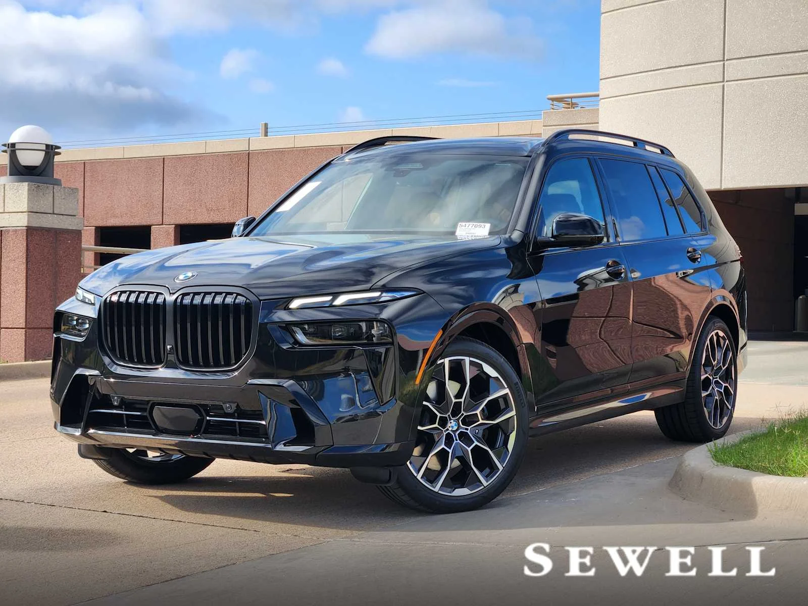 2027 BMW X7