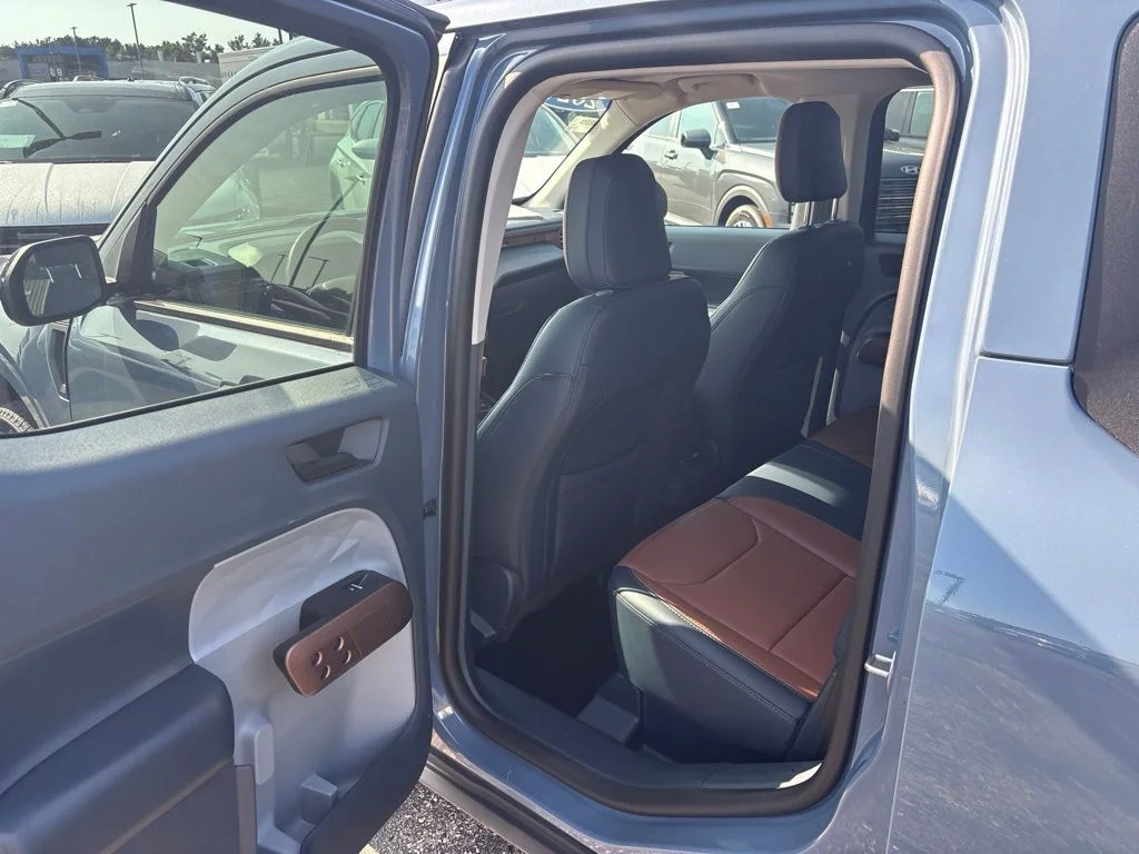 Used 2024 Azure Gray Metallic Tri-Coat Ford Lariat image 23