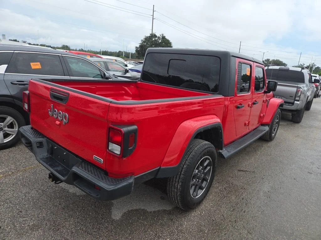 Used 2021 Red Jeep Overland image 5