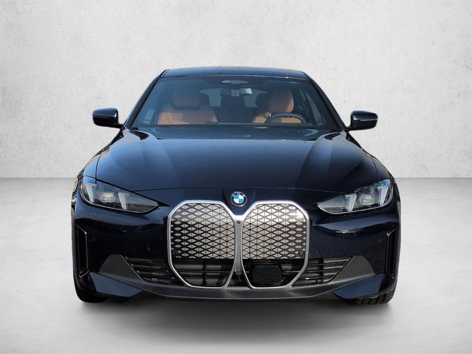 Used 2026 Tanzanite Blue Ii Metallic BMW xDrive40 image 6