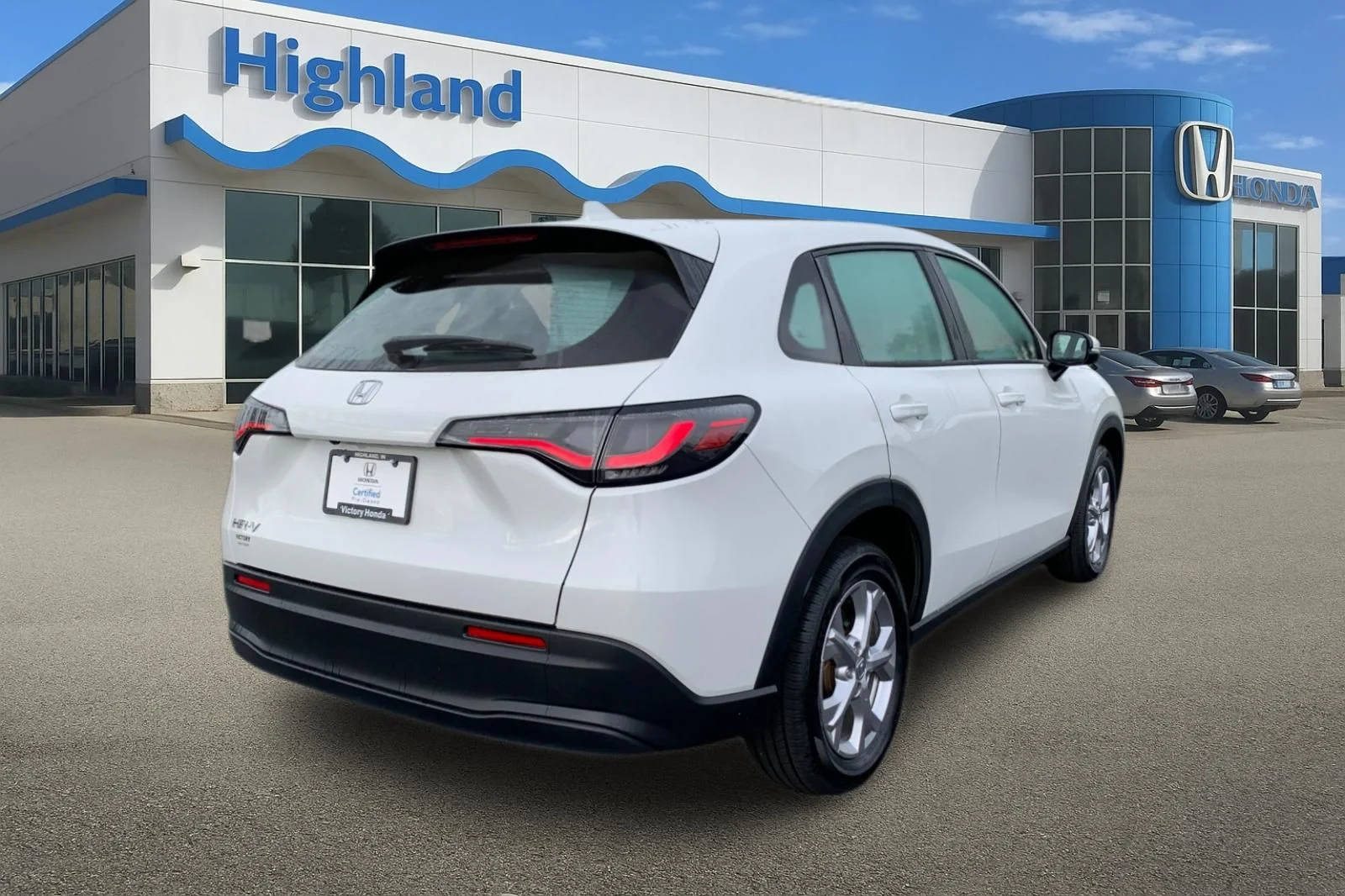 Certified Used 2024 White Honda LX image 5