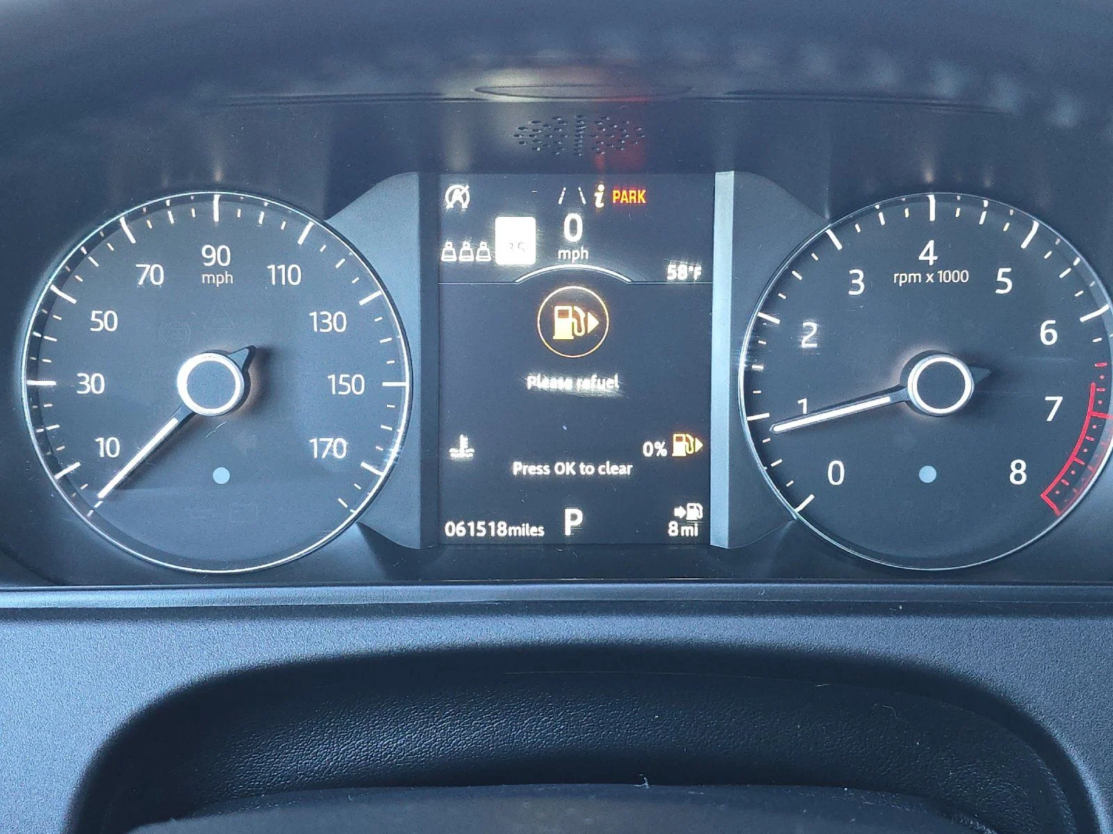 Used 2020 Black Land Rover S image 24