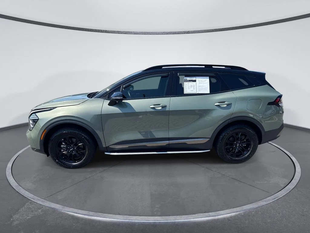 Used 2024 Green Kia X-Pro Prestige image 4
