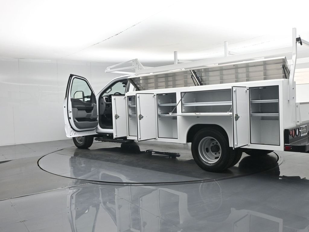 New 2025 Oxford White Ford XL image 39