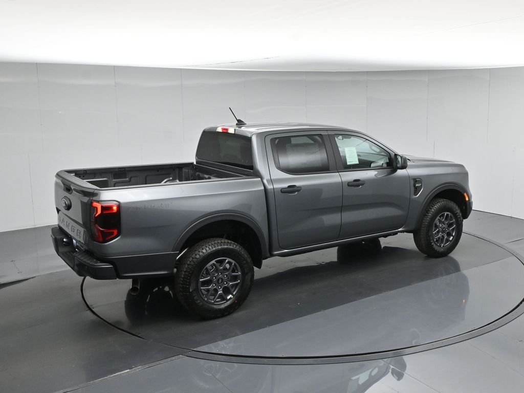 New 2026 Carbonized Gray Metallic Ford XLT image 37