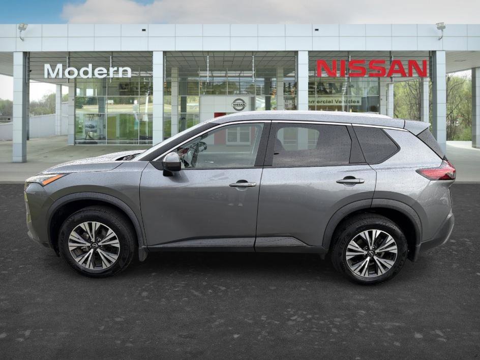 Used 2023 Gun Metallic Nissan SV image 2