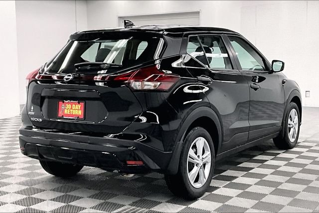 2025 Nissan KICKS PLAY Base - Photo 16