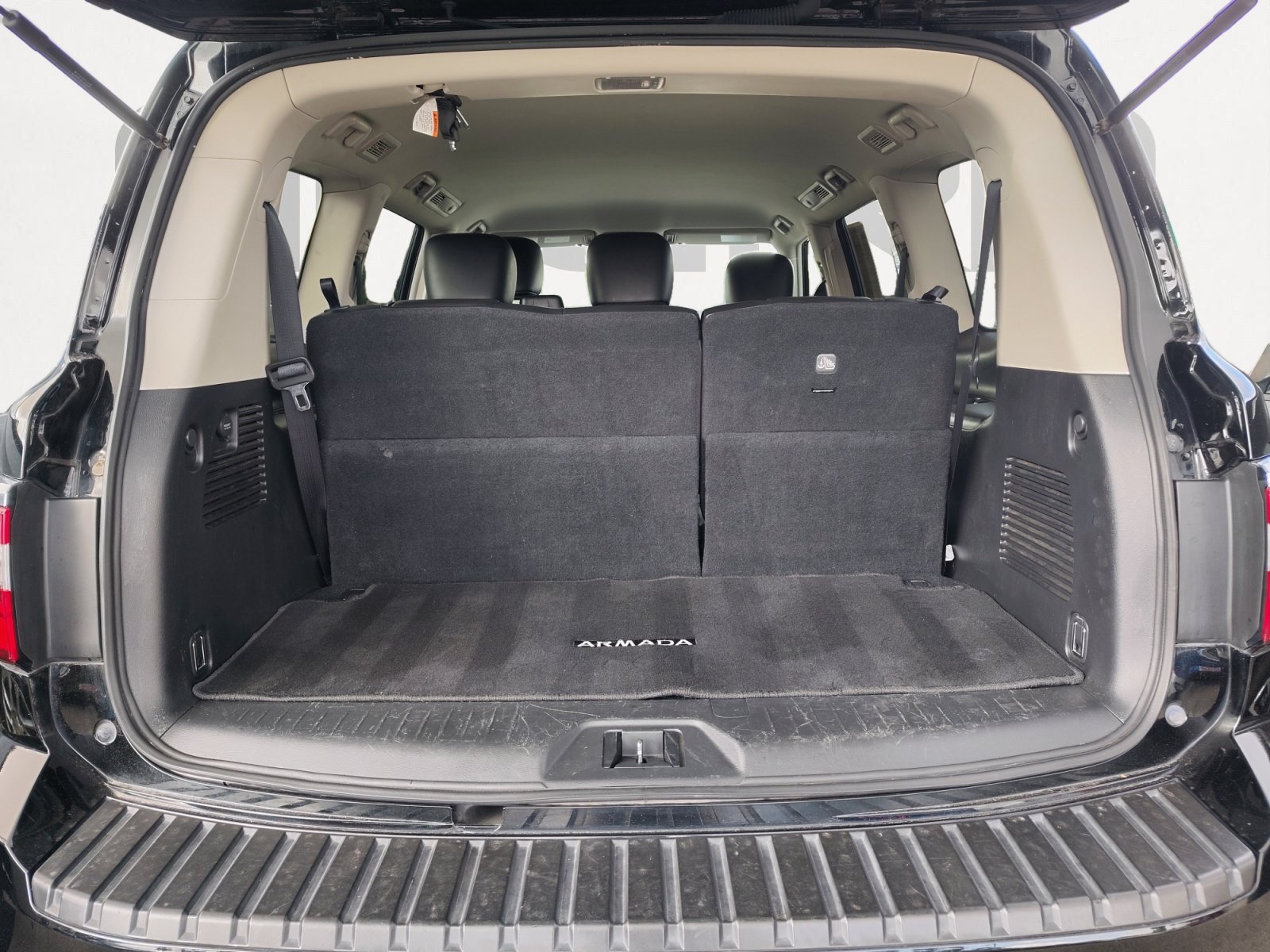 Used 2024 Super Black Nissan SV image 14