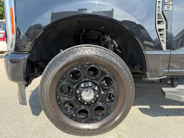 Used 2023 Black Metallic Ford XLT image 11