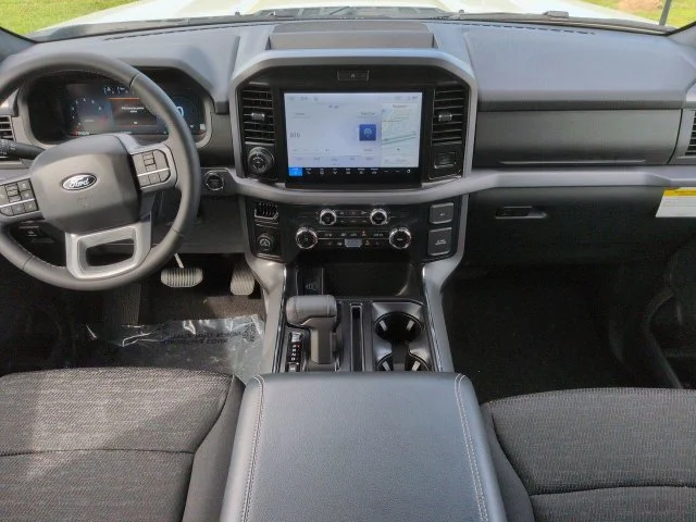 New 2026 Avalanche Ford XLT image 15
