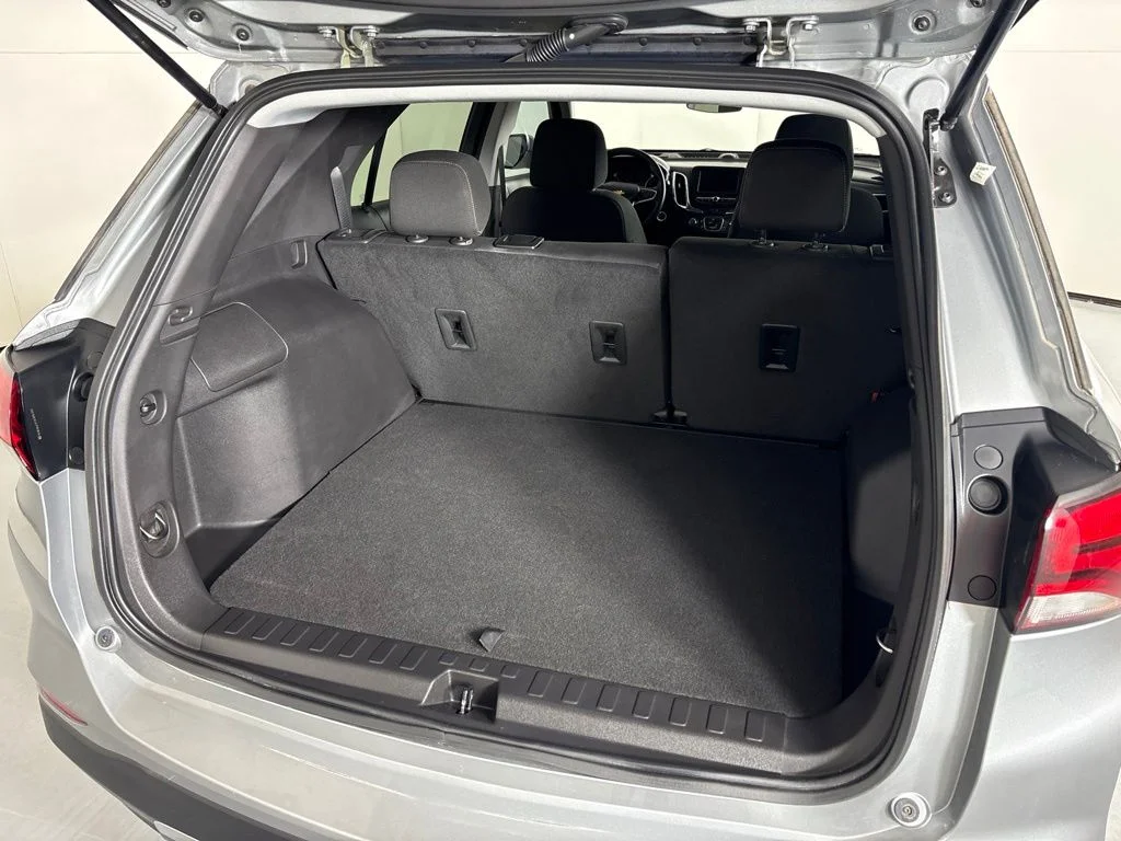 Used 2023 Gray Chevrolet LT image 19