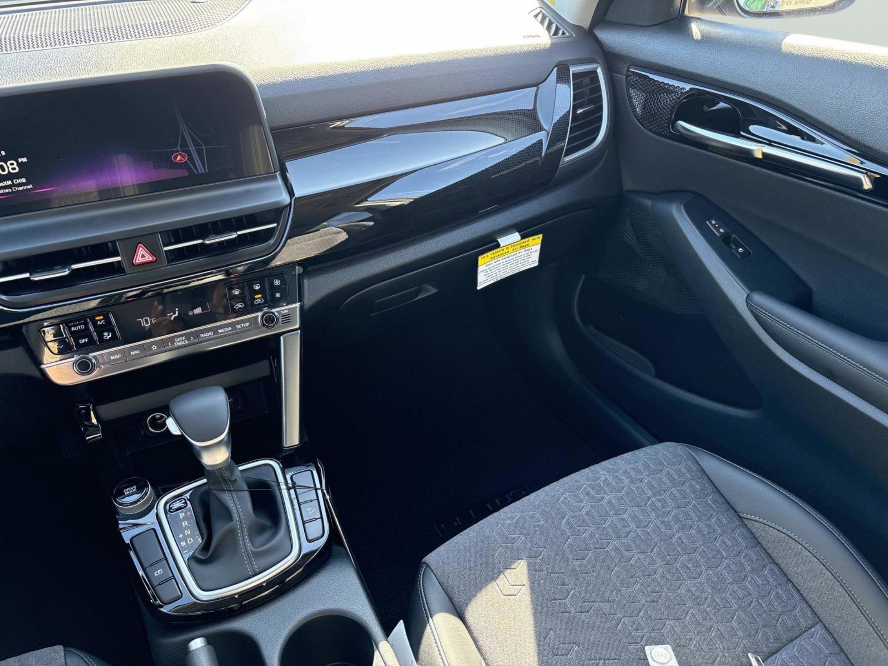 New 2026 Gravity Gray Kia S image 14