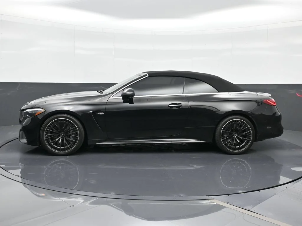 Used 2026  Mercedes-Benz CLE 53 AMG® image 3