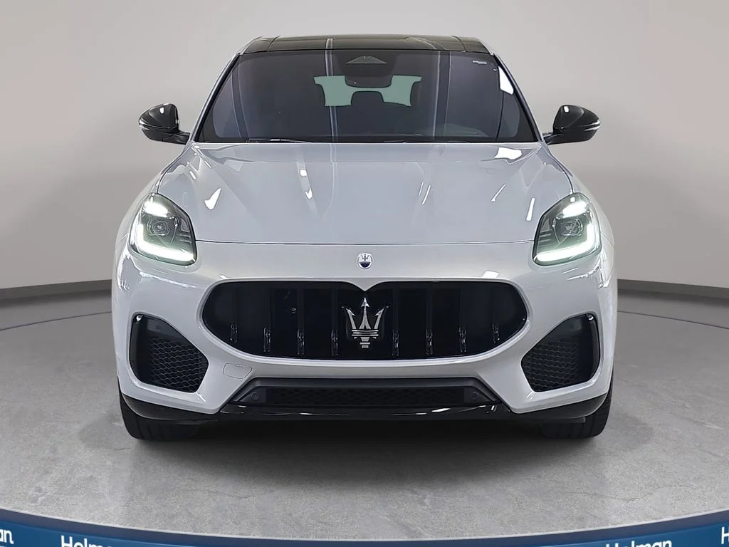 Used 2025 Bianco Maserati Modena image 3