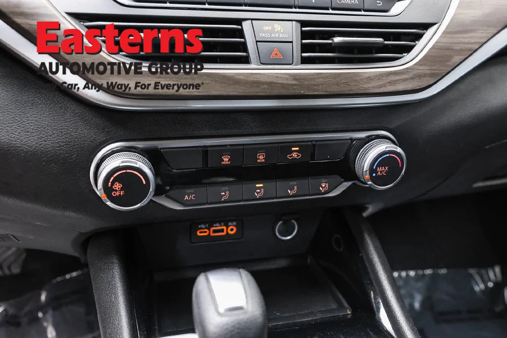 Used 2024 Gray Nissan 2.5 SV image 20