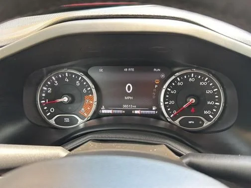 Used 2023 Red Jeep Altitude image 20