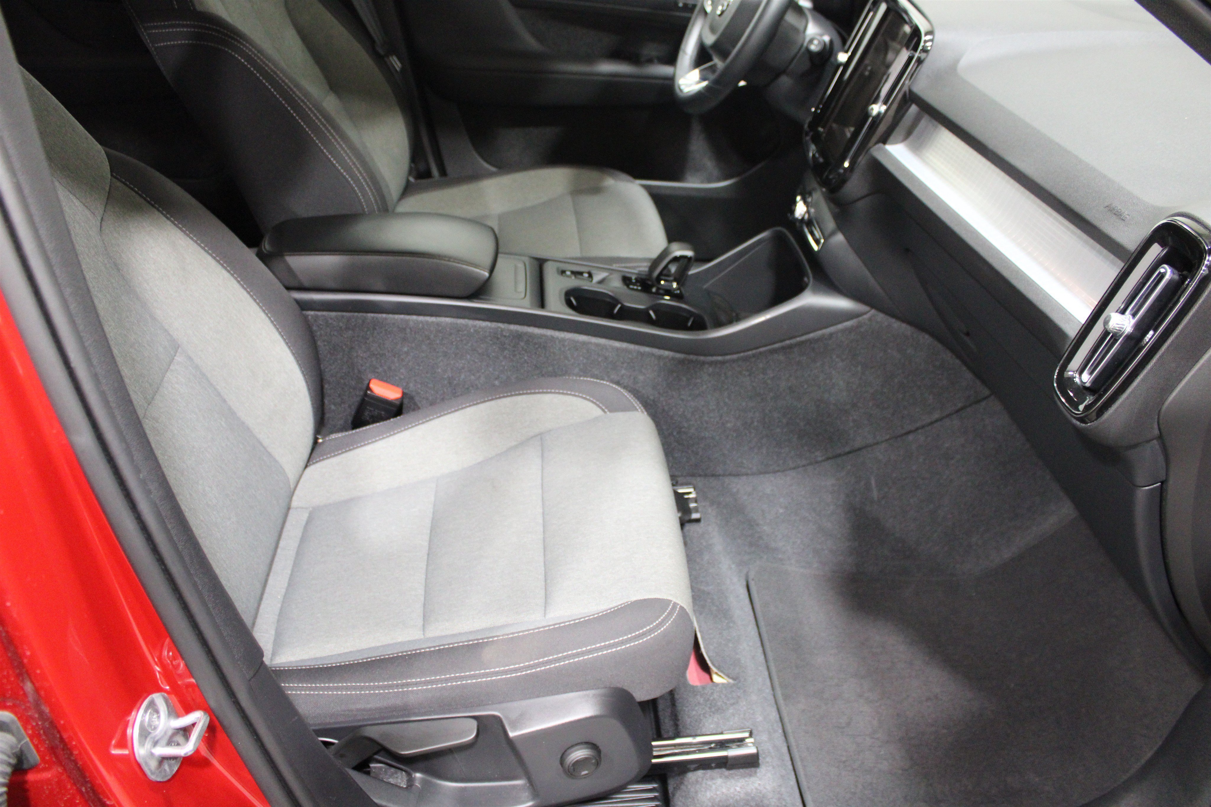 Used 2024 Fusion Red Metallic Volvo Core Bright Theme All-Wheel Drive image 24