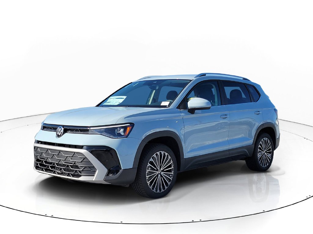 New 2027 Gray Volkswagen 1.5T SE image 2