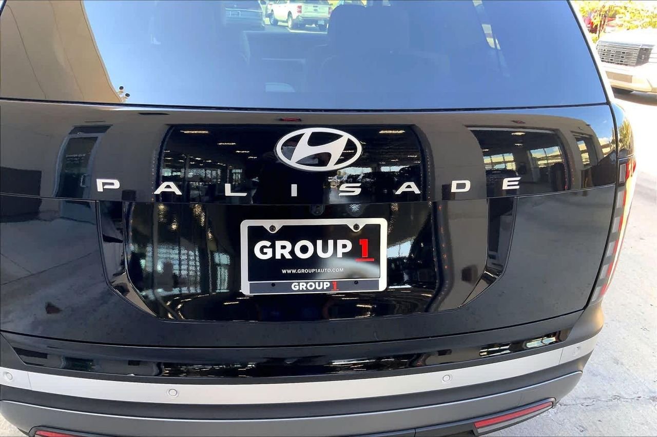 New 2027 Abyss Black Pearl Hyundai SEL FWD image 15