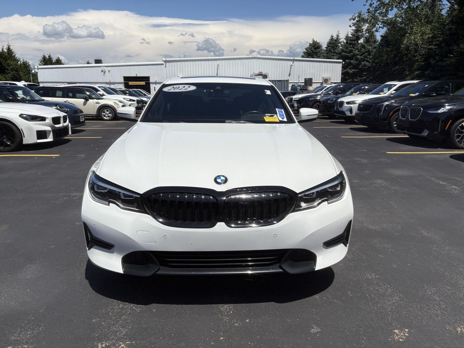 Used 2022 Alpine White BMW 330i xDrive image 6