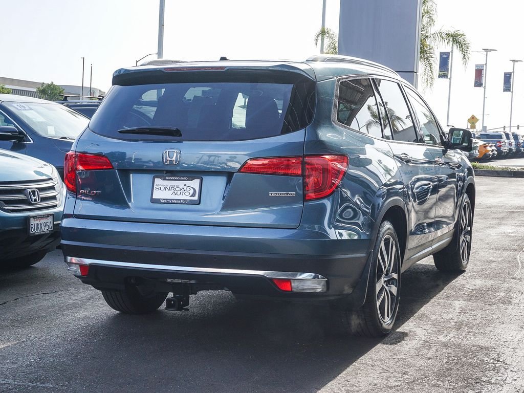 Used 2017 Blue Honda Touring image 7