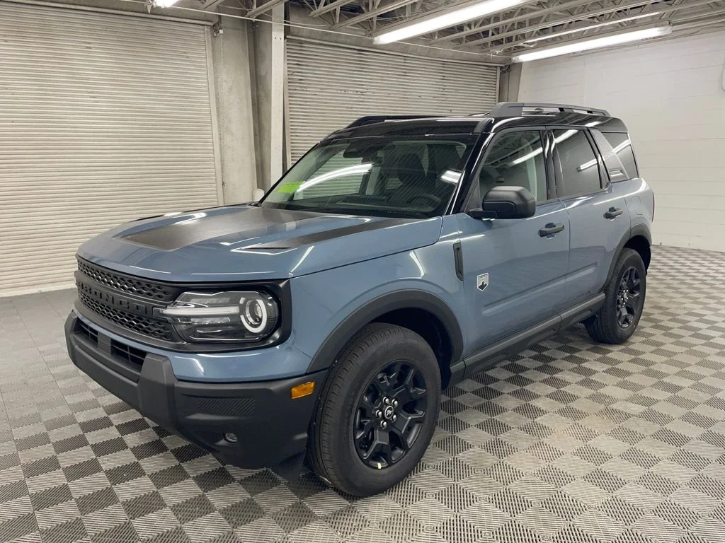 New 2025 Gray Ford Big Bend image 13