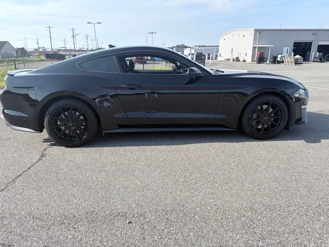 Used 2020 Black Ford GT image 2