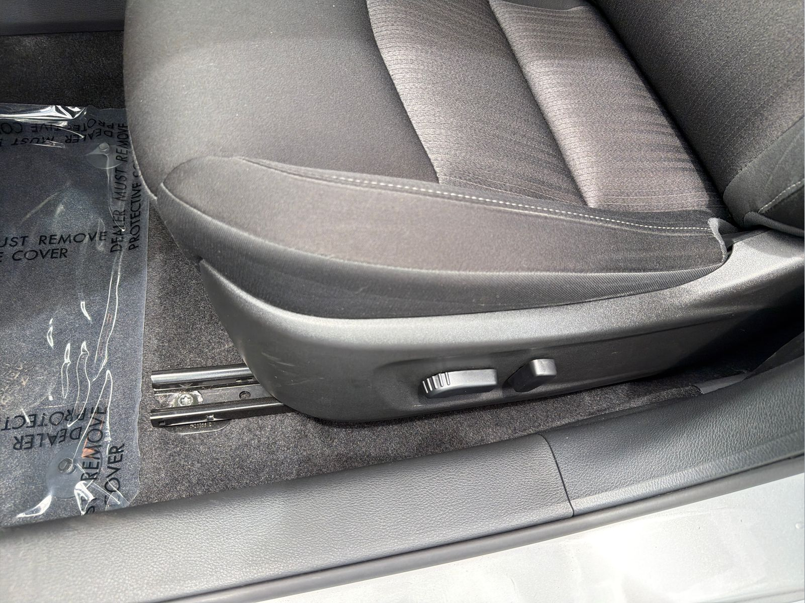 Certified Used 2023 Silver Nissan 2.5 SV image 28